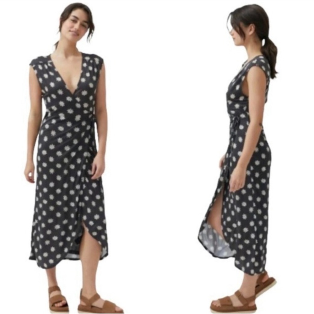 UO Zina Wrap Dress S